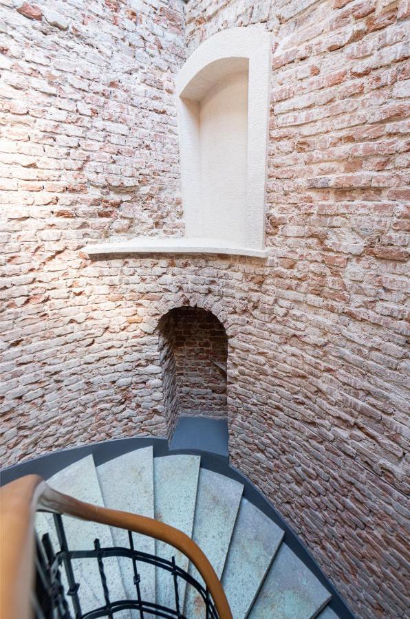 Art Pera Suites Istanboel Buitenkant foto